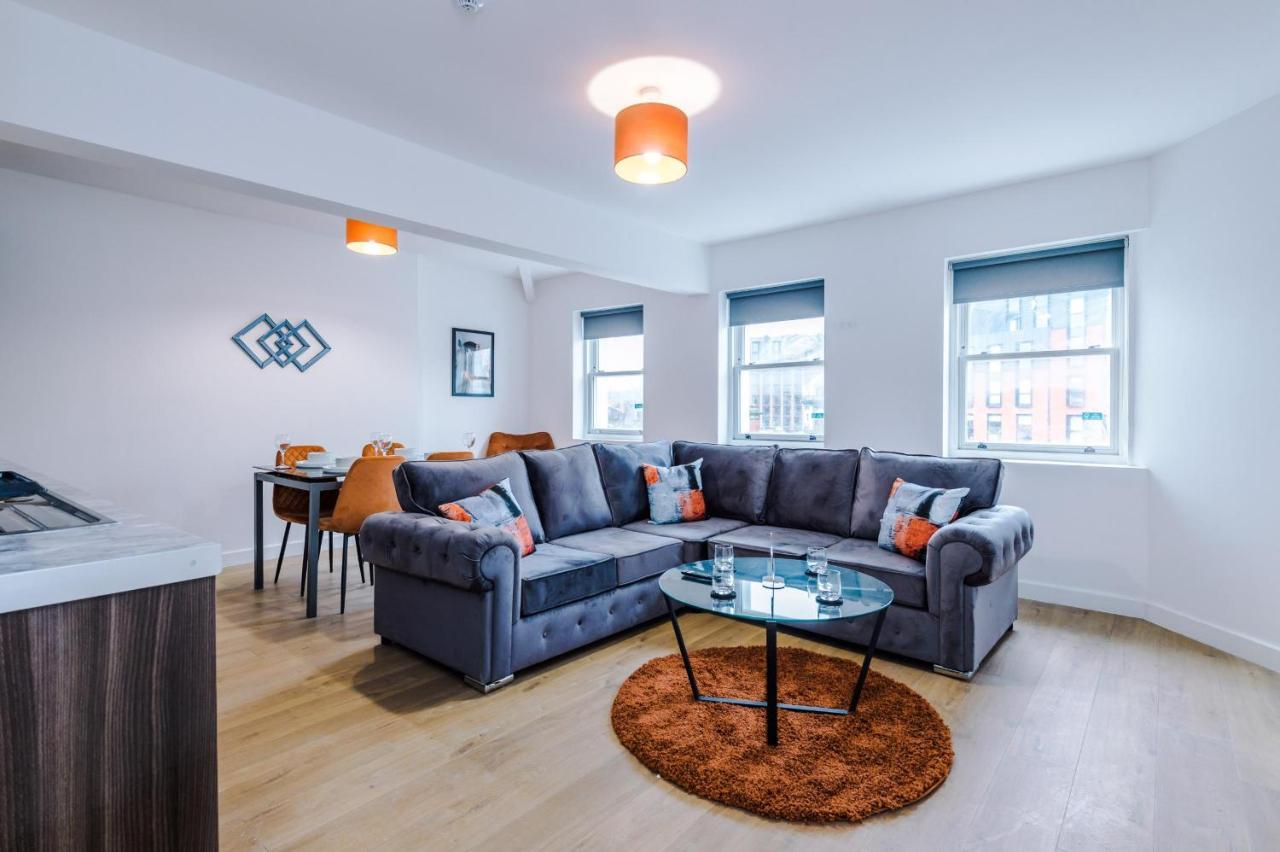 A-k Apartments- Vibrant Centre Sleeping 5 Guests